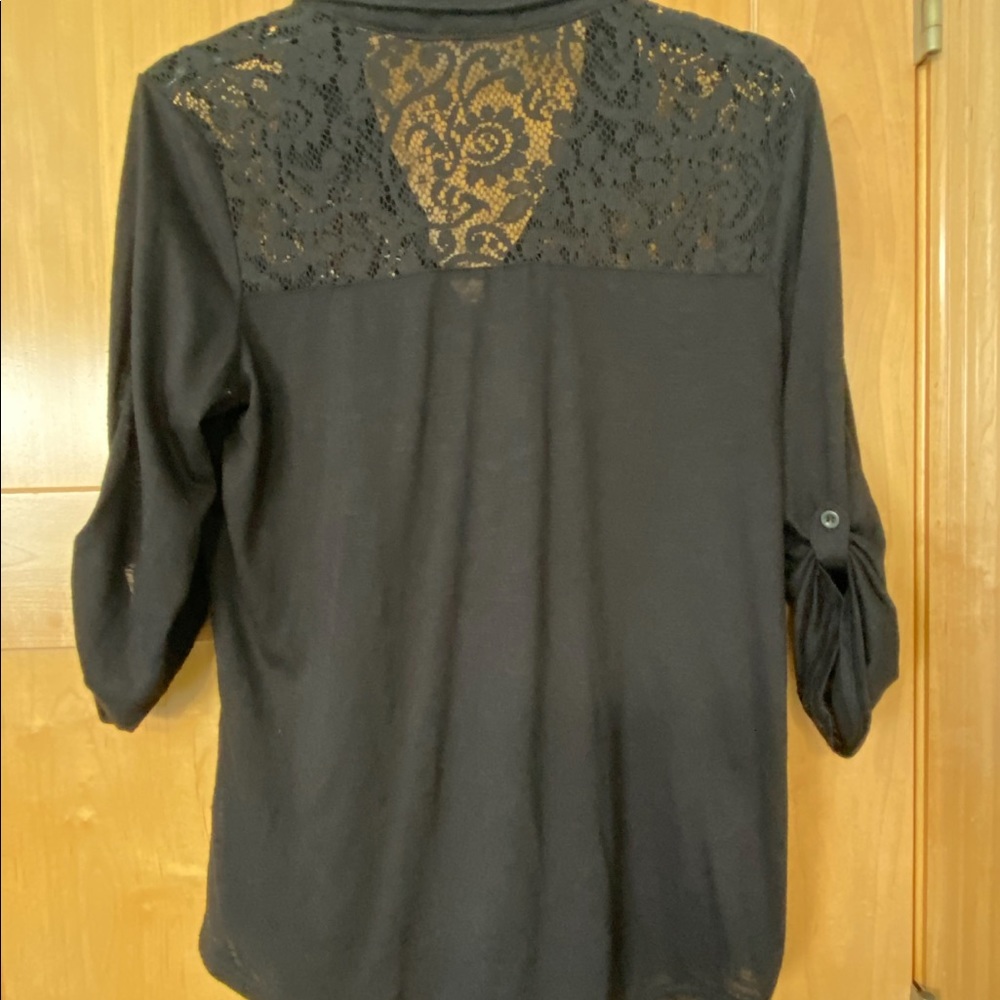 Blouse - Picture 2 of 3